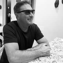 Dr Jorge Nayar